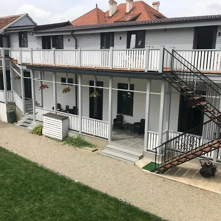 Apartment Delia Brasov
