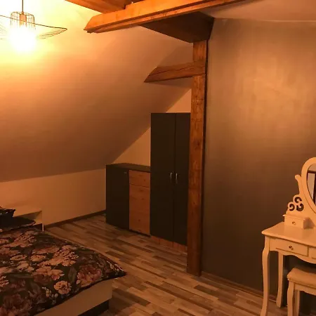 Delia Apartment *